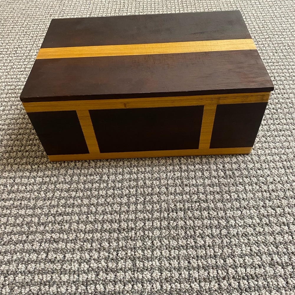 Harry & David Wooden Decorative Keepsake Box in Dark Brown and light brown Trim